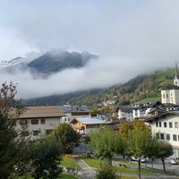 Foto scattata a Das Alpenhaus Kaprun da Lamya .. il 10/17/2023