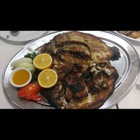 Das Foto wurde bei Nahrain Fish &amp;amp; Chicken Grill von Abdulelah H. am 8/14/2018 aufgenommen