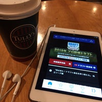 Photo taken at Tully&amp;#39;s Coffee by こさく on 10/17/2019
