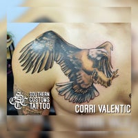 Foto tirada no(a) Southern Customs Tattoo Company por Southern C. em 7/26/2018