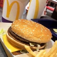 Photo taken at McDonald&amp;#39;s by Mürvet Ş. on 8/16/2019