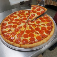 Снимок сделан в Jozeppi&amp;#39;s Pizzeria пользователем Jozeppi&amp;#39;s Pizzeria 5/11/2014