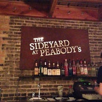 รูปภาพถ่ายที่ Peabody&amp;#39;s Ale House โดย Richie G. เมื่อ 6/2/2013