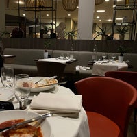 Photo taken at Paris Marriott Charles de Gaulle Airport Hotel by 𝓢𝓱 on 10/31/2021