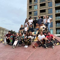 Photo taken at Stockwell Skatepark (Brixton Bowls) by Bennet H. on 7/30/2022