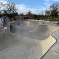 Photo taken at Victoria Park Skatepark by Bennet H. on 2/5/2022
