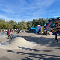 Photo taken at Lordship Recreation Skate Park by Bennet H. on 9/17/2022