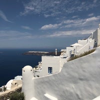 Снимок сделан в Sophia Luxury Suites Santorini пользователем Wejdan 7/16/2019