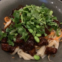 Photo prise au Xian Sushi &amp;amp; Noodle par Reese W. le9/20/2019