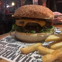 Das Foto wurde bei Meatballs Burger House von Ayris Ü. am 11/22/2018 aufgenommen