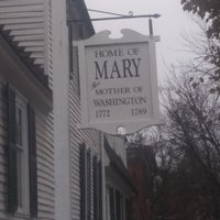 รูปภาพถ่ายที่ Mary Washington House โดย Christopher S. เมื่อ 11/15/2018