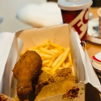 Photo taken at KFC by 🇹🇷Cennet E. on 12/16/2018