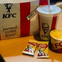 Photo taken at KFC by 🇹🇷Cennet E. on 6/12/2019