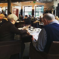 Das Foto wurde bei aumann café | restaurant | bar von Костя Б. am 1/10/2016 aufgenommen