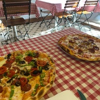 Photo taken at Pizzeria 14 by Melisa Ü. on 4/15/2022