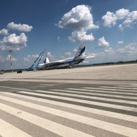 Снимок сделан в Airport Linz (LNZ) пользователем Serkan O. 7/16/2019