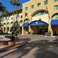 Снимок сделан в Tempe Mission Palms Hotel and Conference Center пользователем Kevin A. 12/14/2023