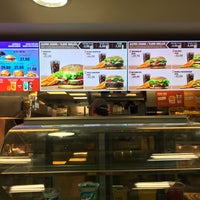 Photo taken at Burger King by Мария Д. on 7/11/2018