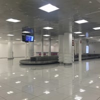 รูปภาพถ่ายที่ Aeropuerto Internacional Benito Juárez Ciudad de México (MEX) โดย Vanessa M. เมื่อ 1/12/2016