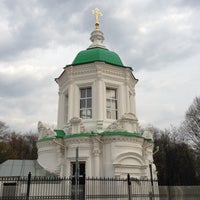 Photo taken at Храм иконы Божией Матери «Знамение» в Перово by Polina U. on 5/3/2013
