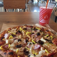 7/15/2018 tarihinde Ali A.ziyaretçi tarafından Blaze Pizza'de çekilen fotoğraf