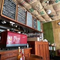6/19/2022 tarihinde Ching-Yu C.ziyaretçi tarafından Higher Grounds Coffeehouse'de çekilen fotoğraf