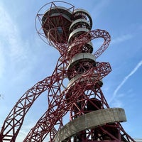 Photo taken at ArcelorMittal Orbit by G.l.o on 10/9/2023