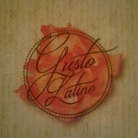 Das Foto wurde bei Gusto Latino Cafe Restaurant von Gusto Latino Cafe Restaurant am 2/23/2018 aufgenommen