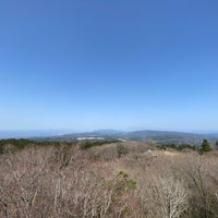 Photo taken at 三国山展望台 by まさきち on 4/10/2022