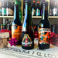 12/22/2017 tarihinde Charo B.ziyaretçi tarafından La Domadora y el León, Craft Beer Store'de çekilen fotoğraf