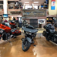 Foto diambil di Longhorn Harley-Davidson oleh Edgar A. pada 9/6/2018