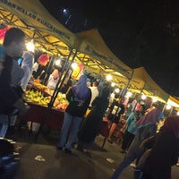 Review Pasar Malam Bandar Baru Sentul