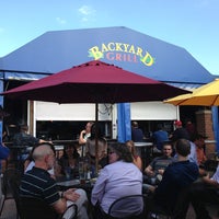 6/20/2013에 Ron H.님이 Backyard Grill &amp; Bar에서 찍은 사진