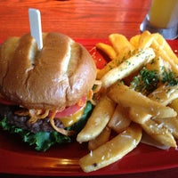 Photo taken at Red Robin Gourmet Burgers and Brews by Jeff Z. on 7/24/2013