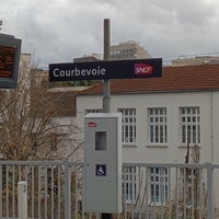 Photo taken at Gare SNCF de Courbevoie by August1n on 1/2/2023