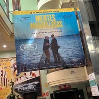 รูปภาพถ่ายที่ Cines Lys โดย Jluis A. เมื่อ 6/24/2022