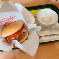 Photo taken at MOS Burger by Shinji I. on 1/7/2024