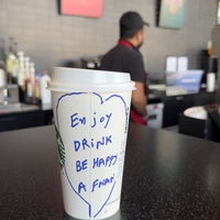 Foto diambil di Starbucks oleh Angel🪽 pada 1/13/2024