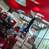 Tampa bay bucs team store 2025