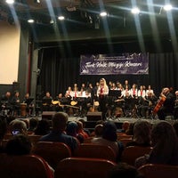 Photo taken at Adana Büyükşehir Belediye Tiyatrosu by Gurbet on 5/11/2022
