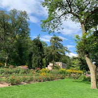 Photo taken at Queen Victoria Park by Betty C. on 9/7/2019
