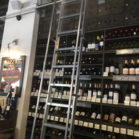 Photo taken at Buzz Wine Beer Shop by Betty C. on 7/27/2018