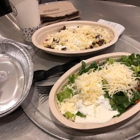 Photo taken at Chipotle Mexican Grill by AS🌟 on 8/22/2019