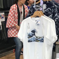 Photo taken at UNIQLO by Canariens on 5/28/2018