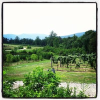 Foto tirada no(a) Mountfair Vineyards por Jacqueline R. em 8/5/2012