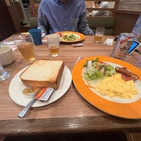 Photo taken at Jonathan&amp;#39;s by こかす on 4/11/2022