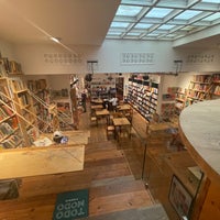 Photo taken at Todo Modo - libreria caffè teatro by Aurore O. on 7/22/2023