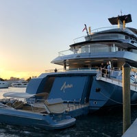 4/19/2018 tarihinde Emily H.ziyaretçi tarafından Pier 66 Marina'de çekilen fotoğraf
