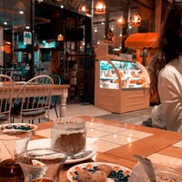 1/16/2020 tarihinde Züleyha C.ziyaretçi tarafından Bisküvi Mutfak &amp;amp; Kahve Evi'de çekilen fotoğraf