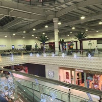 Das Foto wurde bei Oman Avenues Mall von Esra Yeter Yıldız am 12/23/2015 aufgenommen